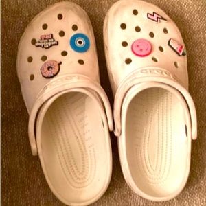 Shoe charm’s decorations